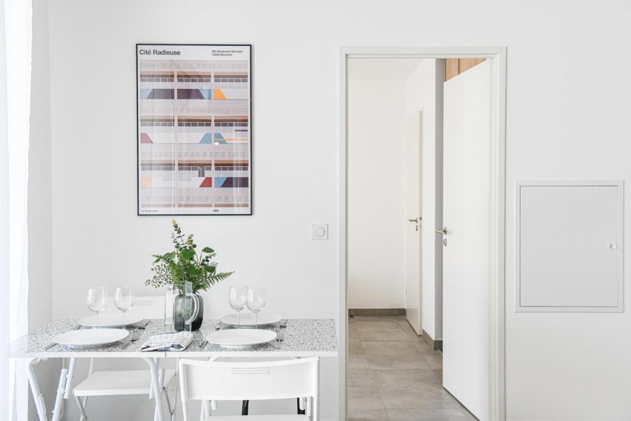 Appart Avec Terrasse Et Parking A 2 Min Du Metro Marseilles Exterior foto